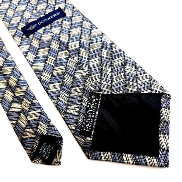 Dockers Abstract Geometric Woven Tan Gray Du Pont Teflon Wide Silk Tie - Picture 6 of 7